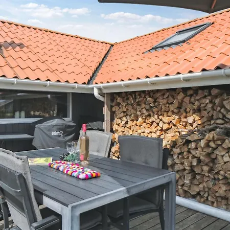 Bessi - 200m From The Sea By Interhome * Sarup